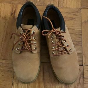 Vintage Timberland Low Booties